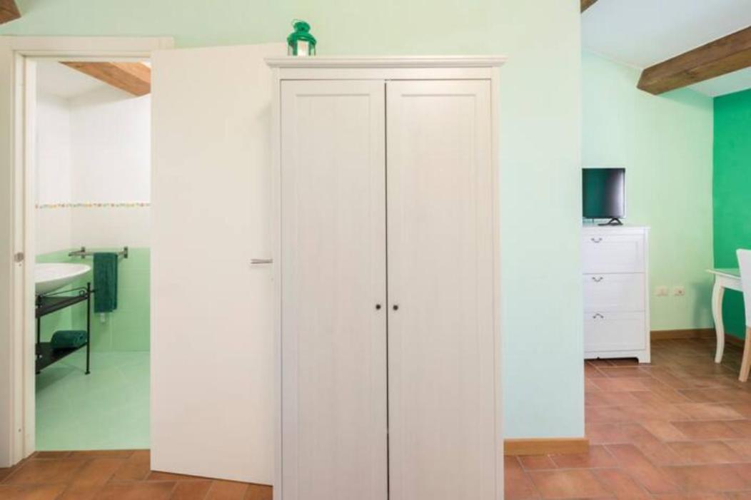 B&B Dimora Paolina Baschi Екстериор снимка