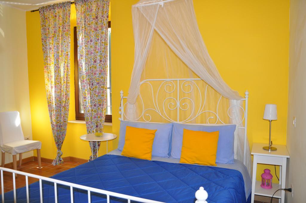 B&B Dimora Paolina Baschi Екстериор снимка