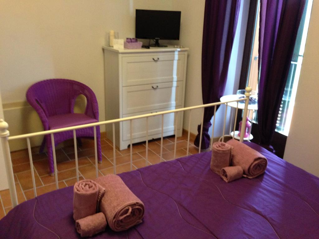 B&B Dimora Paolina Baschi Екстериор снимка