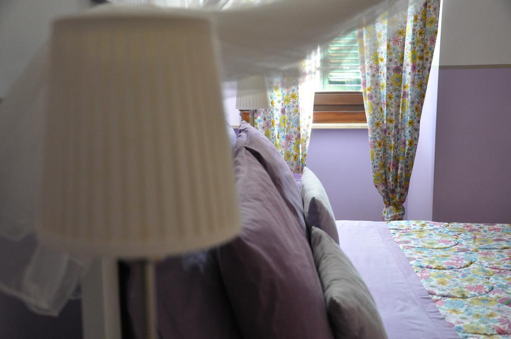B&B Dimora Paolina Baschi Екстериор снимка