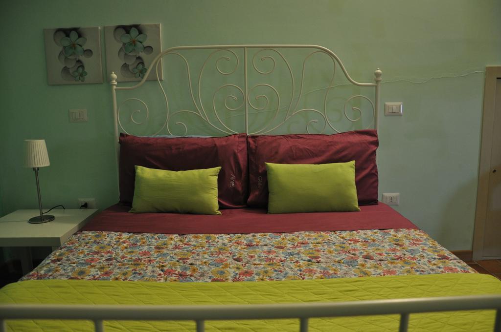 B&B Dimora Paolina Baschi Екстериор снимка